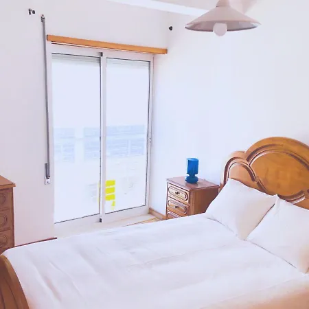 Apartament A 1 Min Da Praia Com Cozinha E Estacionamento Privado